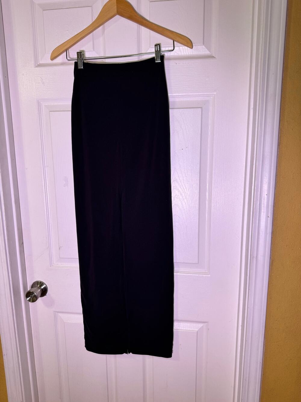 SKIMS Black Long Maxi Skirt Size XS Fitted Stretch Zip Slit Back